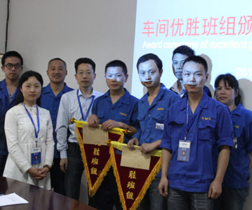 推行6SRQA月考评制度，完美官方网页版车间管理水平再上新台阶